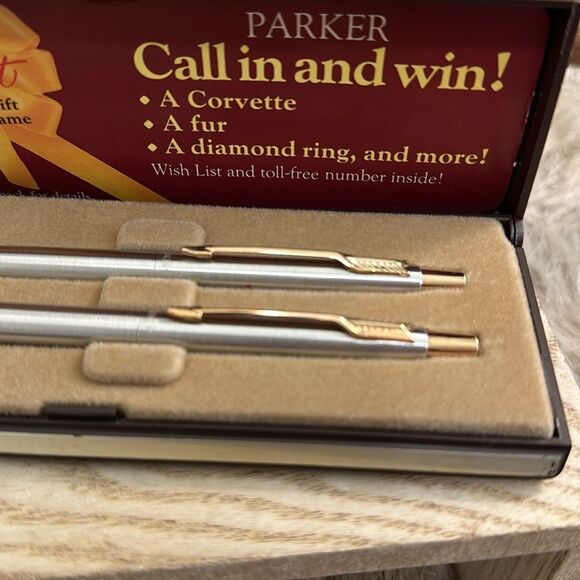 Vtg Parker Classic Ballpoint Pen & Pencil Set Stainless Steel Gold Tone Arrow - Picture 3 of 17